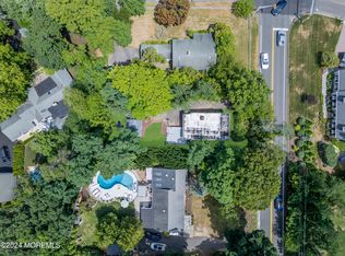 1302 Allaire Rd, Spring Lake, NJ 07762