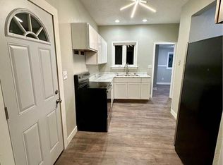 1645 C Ave NE #1, Cedar Rapids, IA 52402