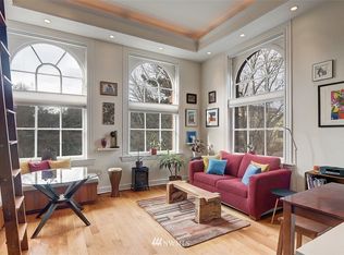 1401 5th Ave W APT 301, Seattle, WA