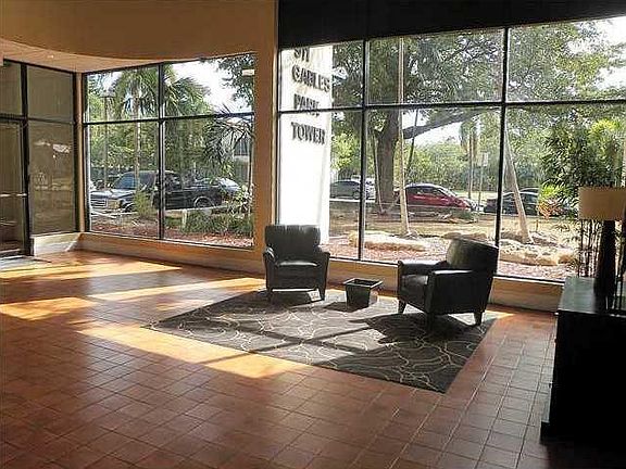4th image of 911 E Ponce De Leon Blvd APT 1202