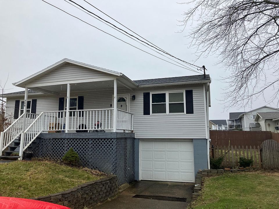 1st image of 300 Woodview Cir