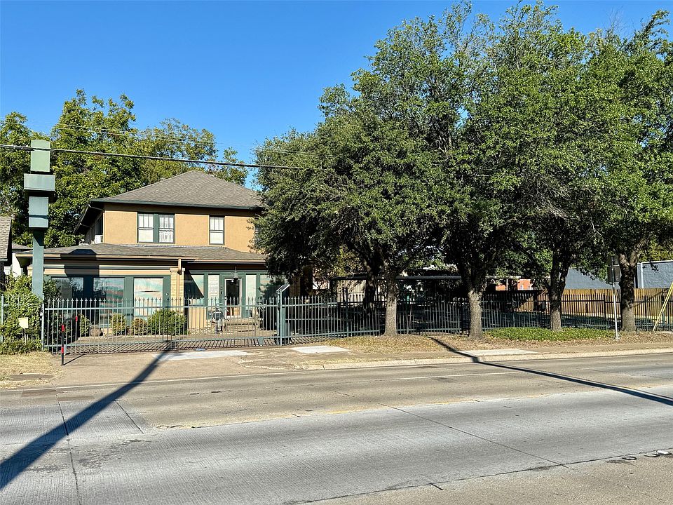 1st image of 203B N Rockwall Ave