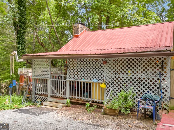 1178 Ruby Lake Dr, Hiawassee, GA 30546
