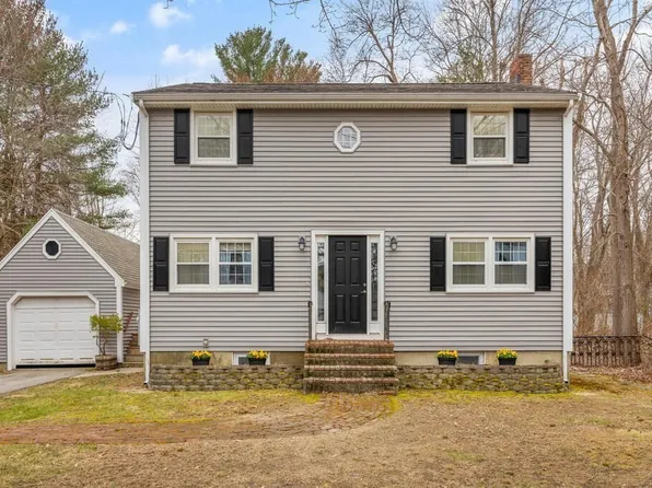 2 Sarah St, Burlington, MA 01803