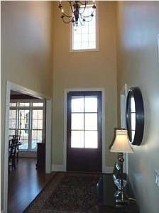 3rd image of 642 Hill Pointe Ln