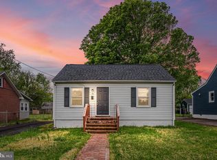 128 Ridgeway St, Fredericksburg, VA 22401