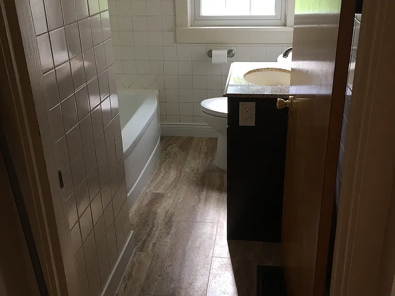 1612 New Madrid St #1 — Photo 9