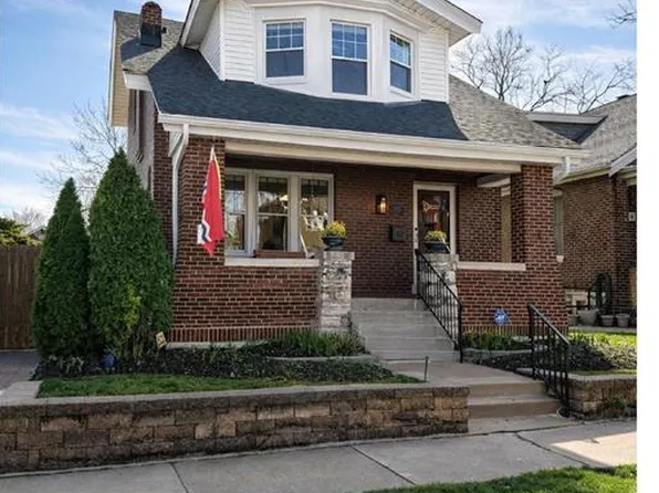 5208 Murdoch Ave, Saint Louis, MO 63109