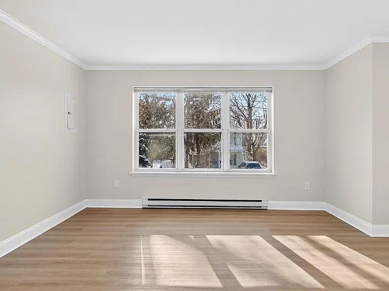 13 Sligo St #2 — Photo 4