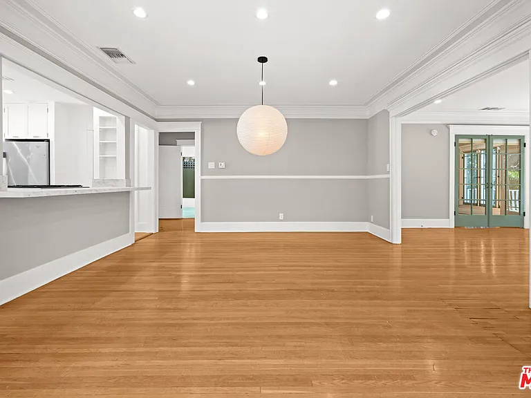 1441 N Ogden Dr — Photo 17