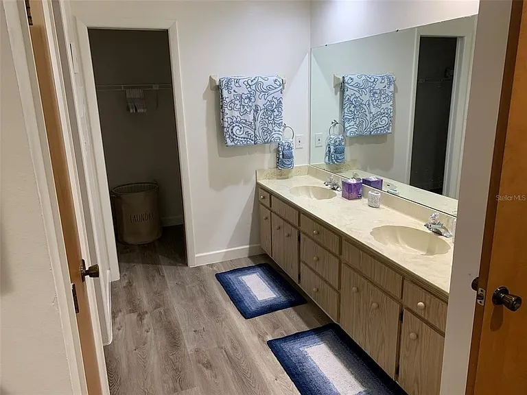 23184 Glory Ave — Photo 15