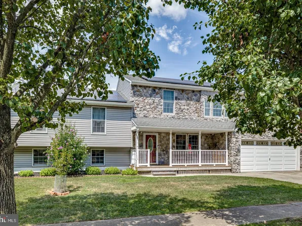 660 Grant Ave, West Deptford, NJ 08086