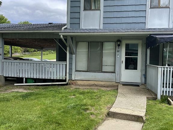 2nd image of 88 Woodway Dr