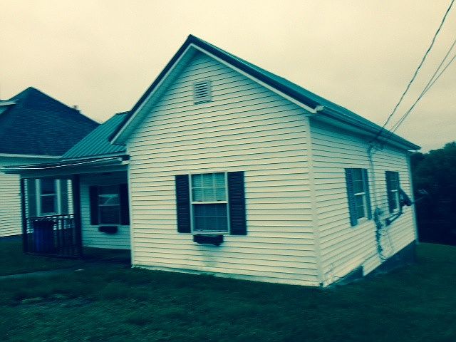 2nd image of 222 Garr Ave