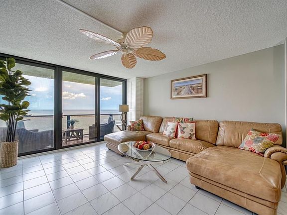3rd image of 450 S Gulfview Blvd APT 907