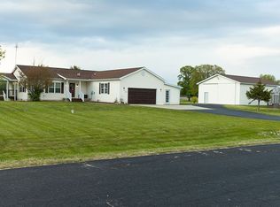4771 Meadow View Dr, Fenwick, MI 48834