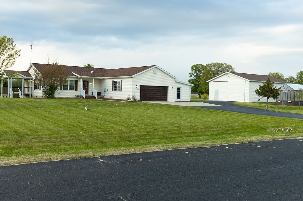 4771 Meadow View Dr - Property Image