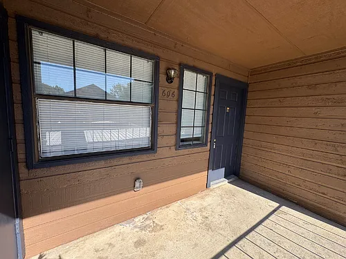 4803 Hamilton Wolfe Rd Photo 1