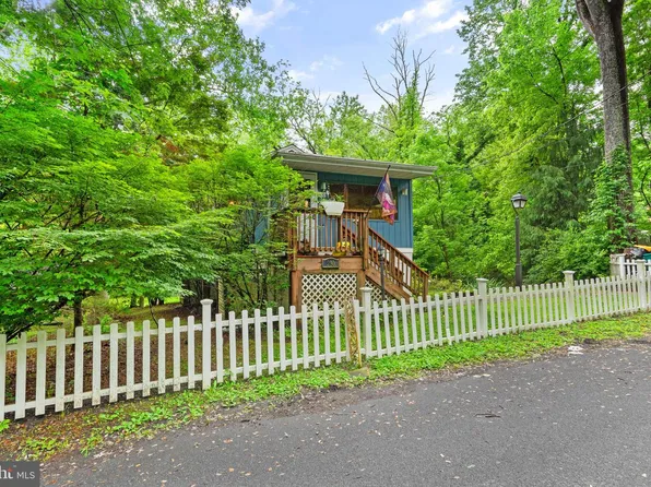 230 Playwicki St, Langhorne, PA 19047