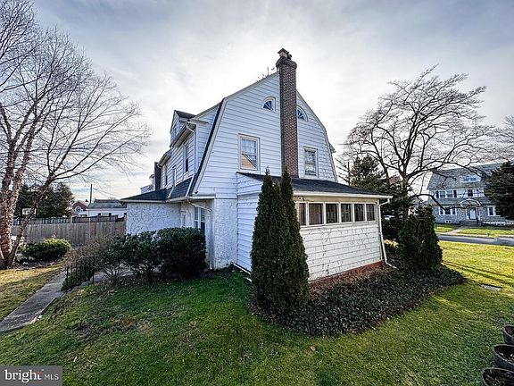 3rd image of 825 Wilde Ave