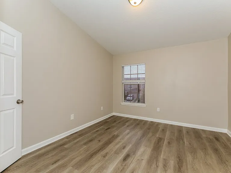 4103 Crownwood Dr — Photo 13