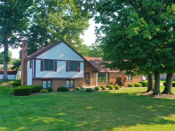 2225 Kentwood Dr, Mansfield, OH 44903