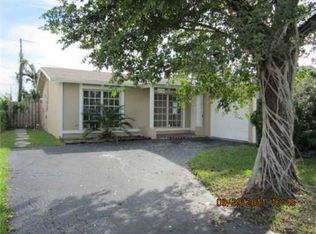 11310 NW 31st St, Sunrise, FL 33323