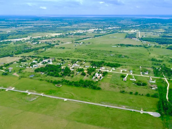 13 Alfonso Dr, Corsicana, TX 75110