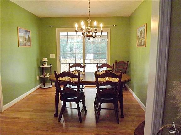 5th image of 1803 E Oak Island Dr