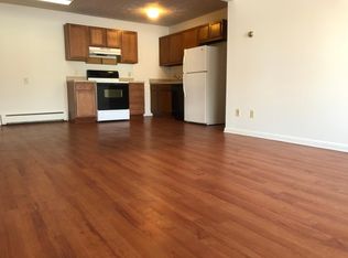 549 W College St APT 3, Oberlin, OH 44074