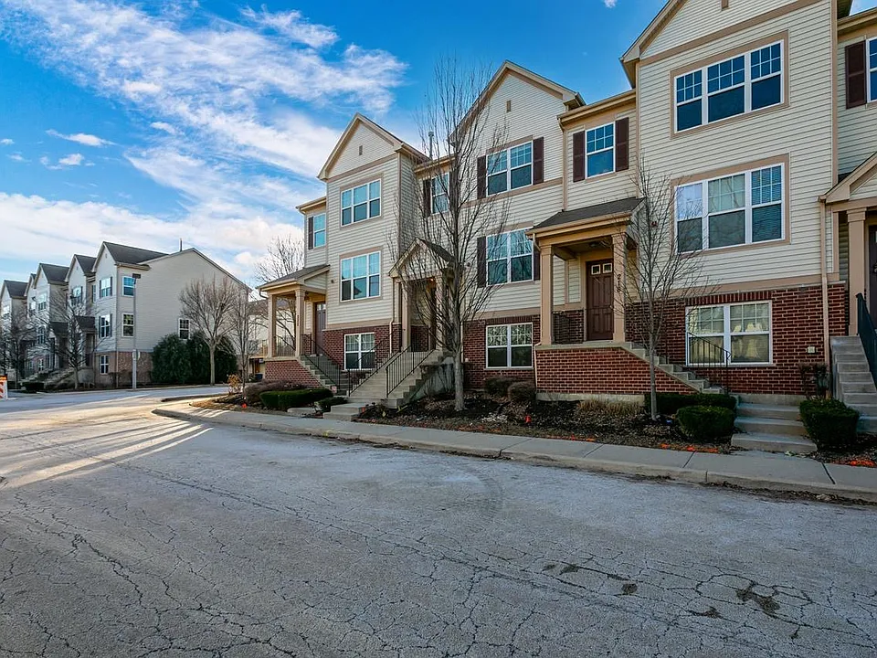 220 Laurel Ave
