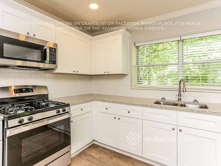 3755 Oak Park Dr — Photo 11