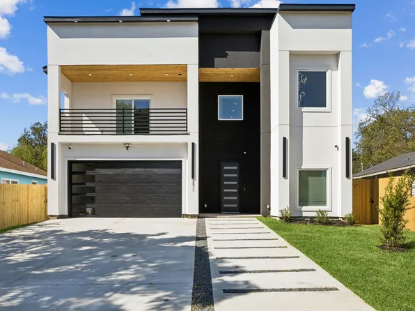 2811 Fernwood Ave, Dallas, TX 75216