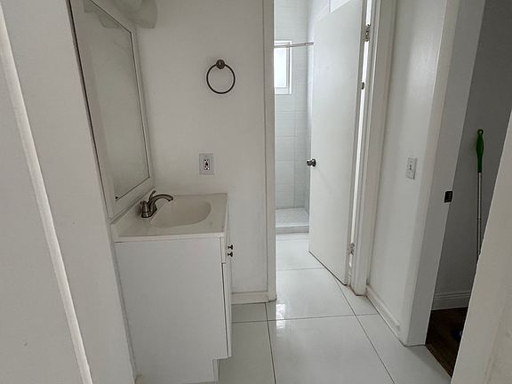 5th image of 5901 W 9th Ln #1