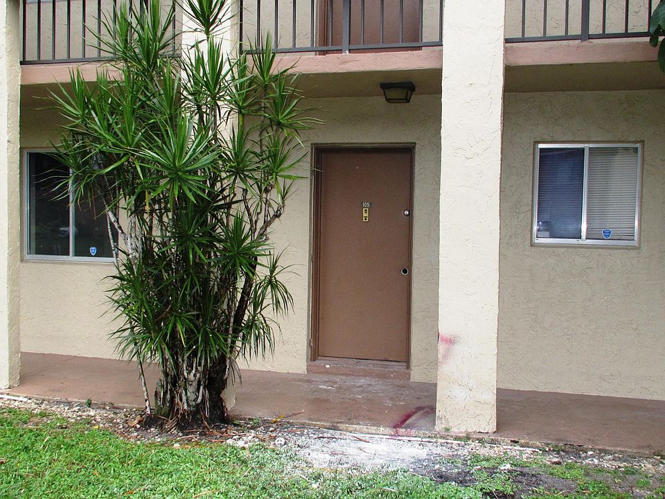 1st image of 6106 Forest Hill Blvd APT 105