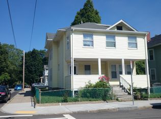 29 Oriole St, West Roxbury, MA 02132
