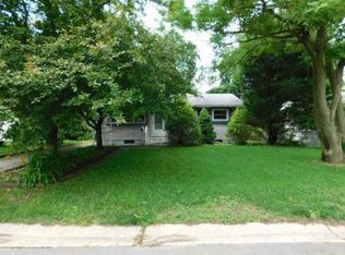 9 Drexel Dr, South Toms River, NJ