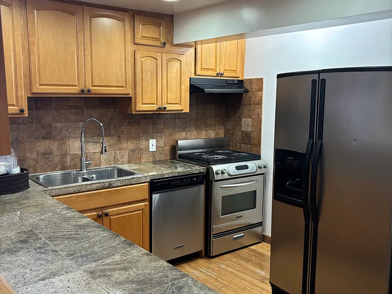 710 S Fremont St #B — Photo 8