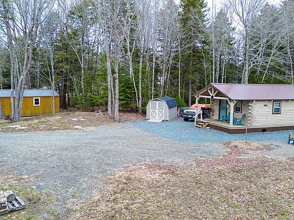 4th image of 435 Back Bay Road