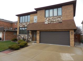 8430 W Windsor Ave, Chicago, IL 60656