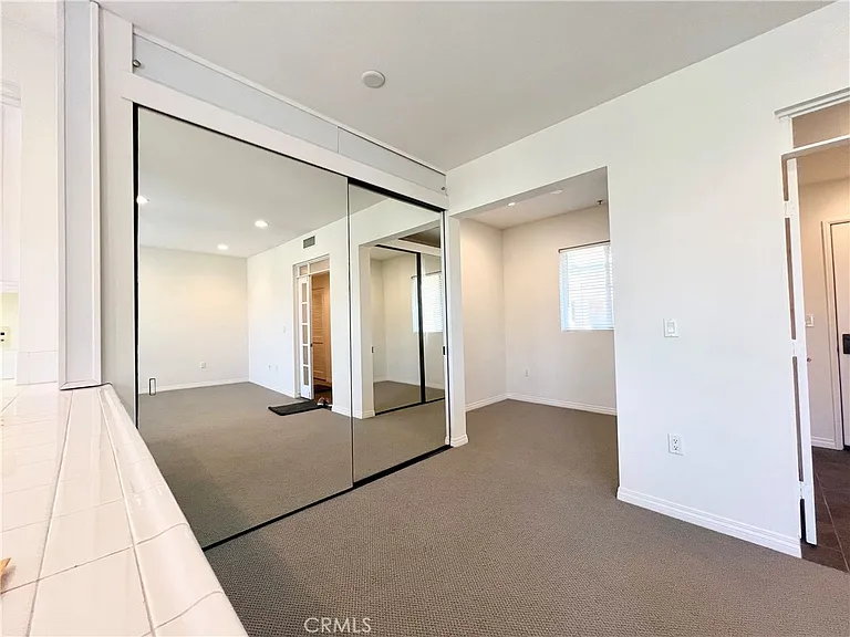 6020 Seabluff Dr #402 — Photo 9