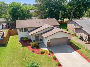 9032 Janie Ave S, Cottage Grove, MN 55016