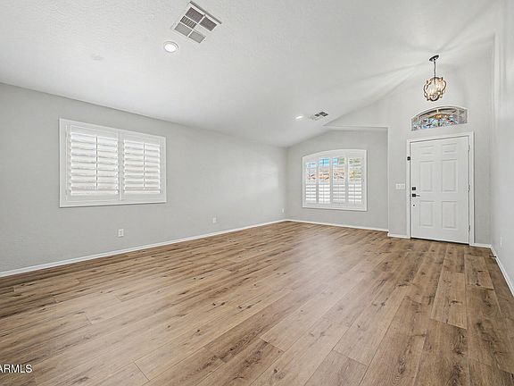 4th image of 36805 W LEONESSA Avenue