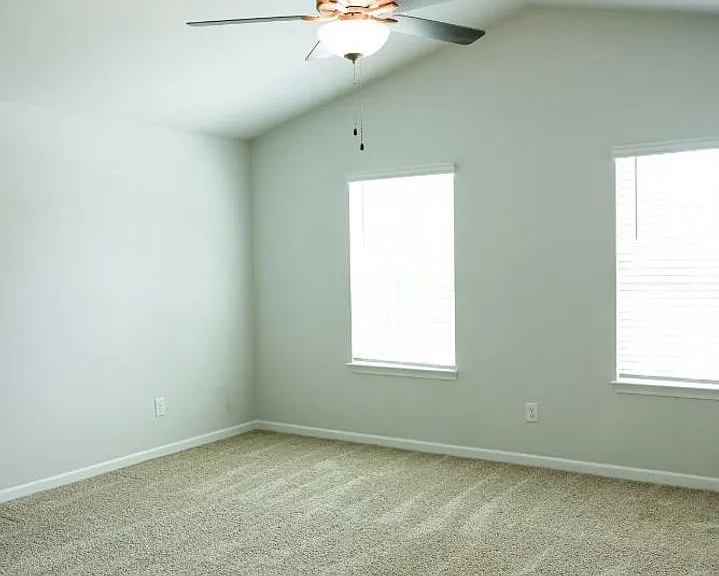 433 Ginger Dr — Photo 7