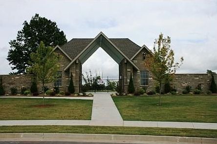 2nd image of 3102 SW Waterleaf Ave