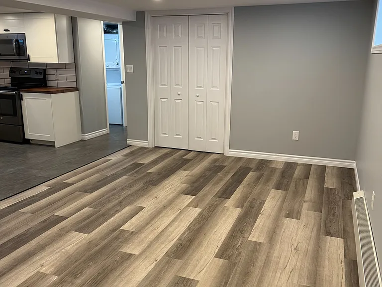 46 Linden Ave — Photo 3
