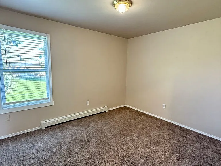 1001 E Missoula Ave — Photo 13