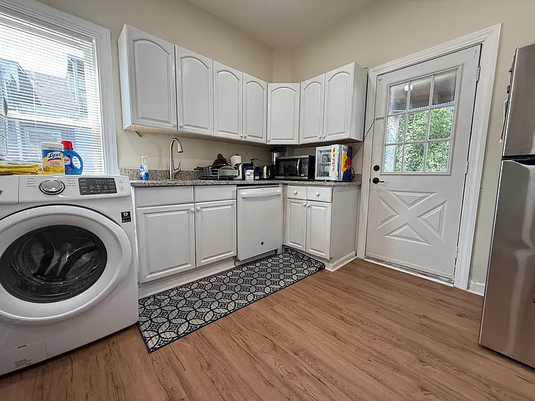 27 Woodward St #3 — Photo 10