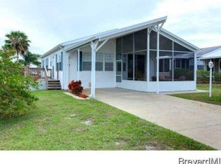 883 Waterway Dr, Barefoot Bay, FL 32976