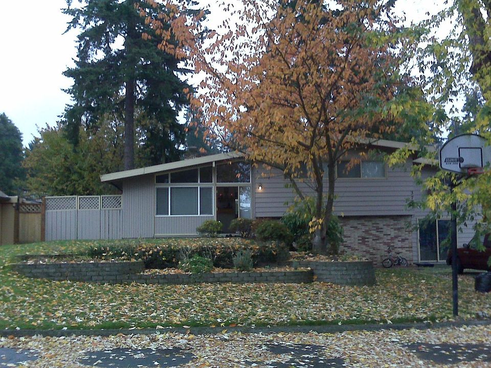 3762 138th Pl SE
